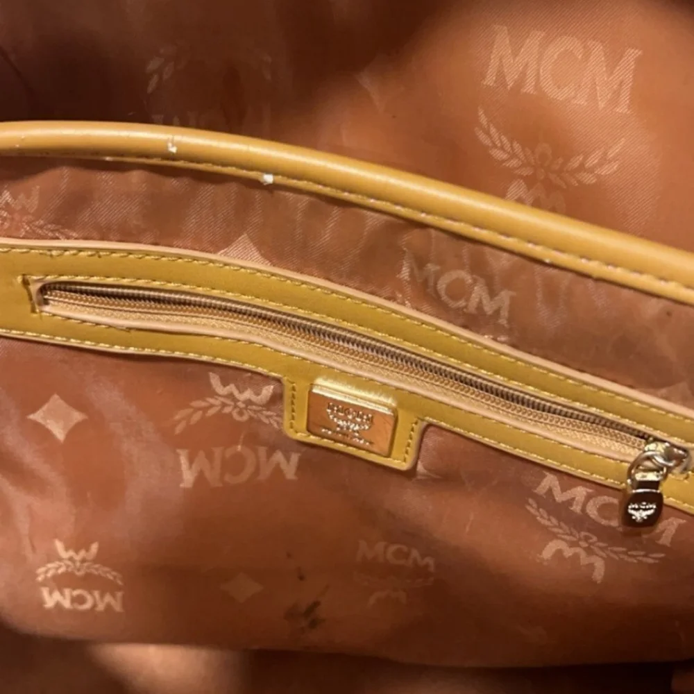 Light brown bookbag - Picture 7 of 7